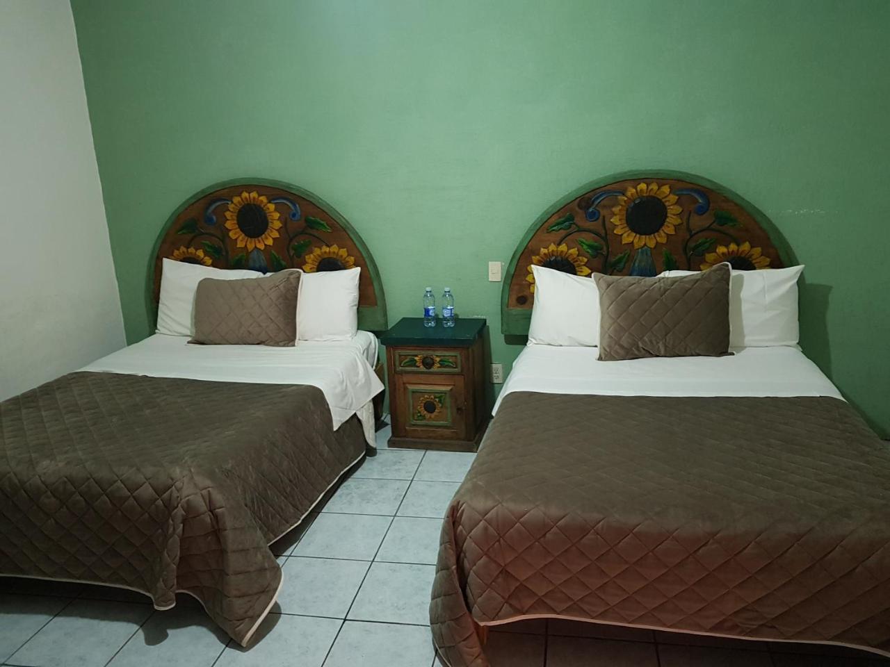 Hotel Meson Mariano Matamoros 克雷塔罗 外观 照片